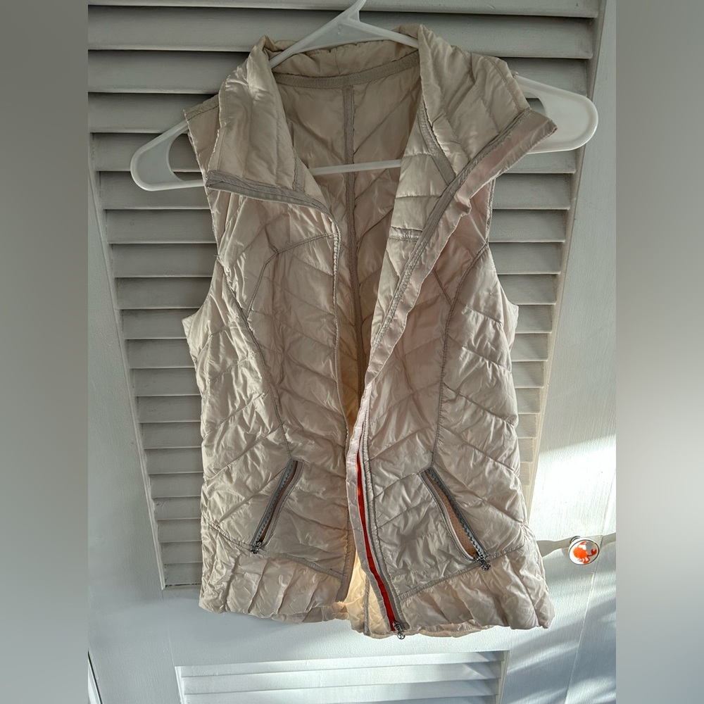 Cream Lululemon vest Size 4